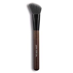 Body Shop Slanted Blush Brush Vegan Cruelty Free